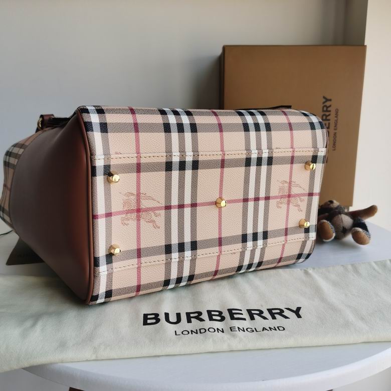 Burberry 26.5x27x15.5cm HQ 1 (2)