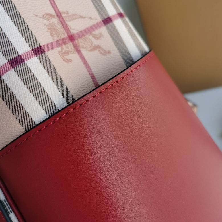 Burberry 26.5x27x15.5cm HQ 3 (4)