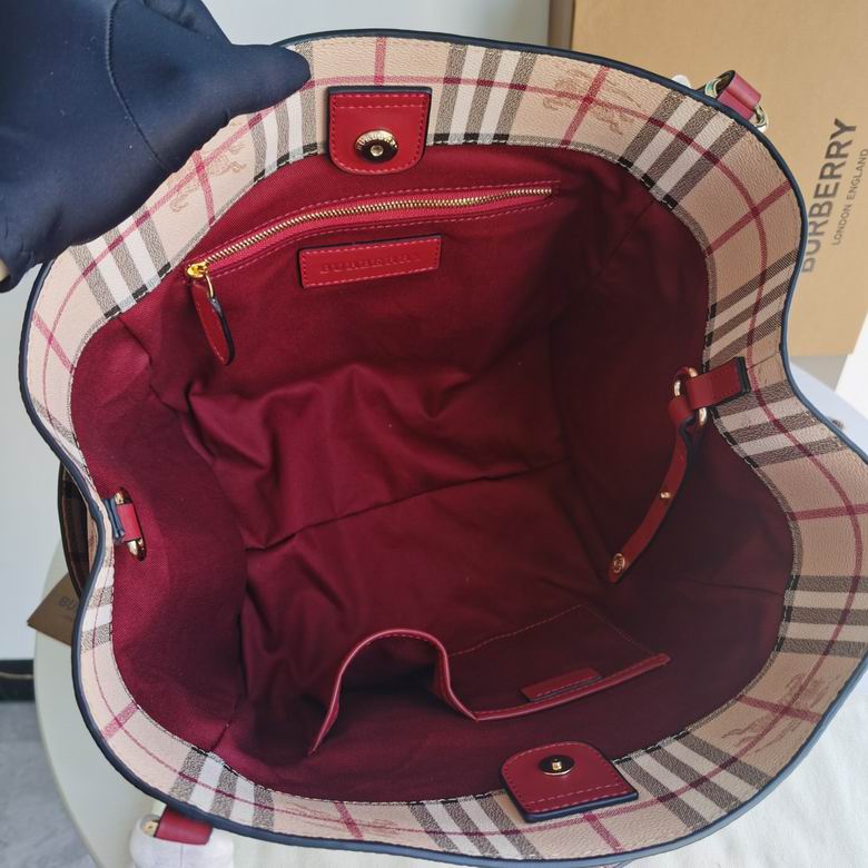 Burberry 26.5x27x15.5cm HQ 3 (9)