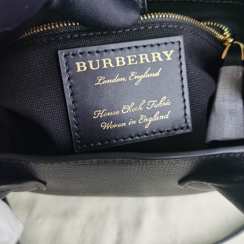 Burberry 26x12x19cm HQ 3 (8)