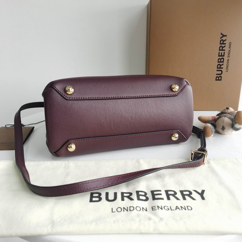 Burberry 26x12x19cm HQ 4 (5)