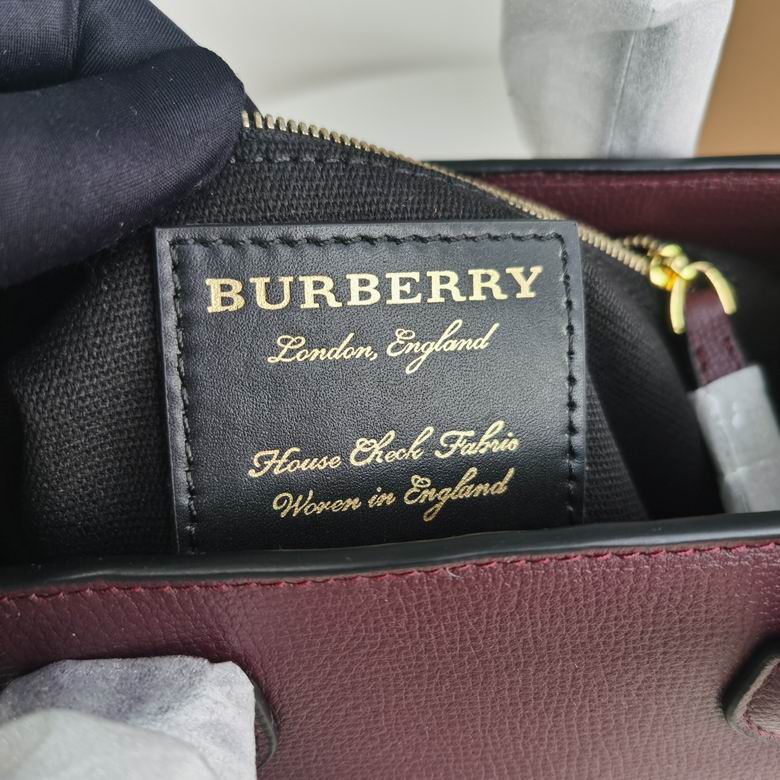 Burberry 26x12x19cm HQ 4 (8)
