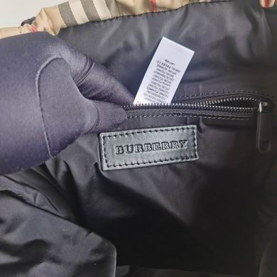 Burberry 27x14x41cm HQ 1 (8)