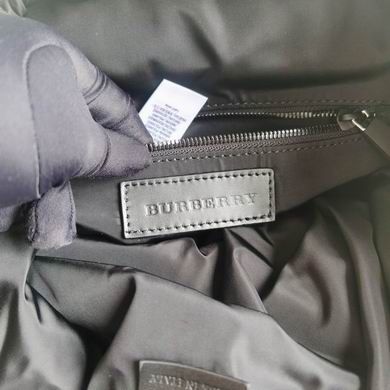 Burberry 27x14x41cm HQ 3 (8)