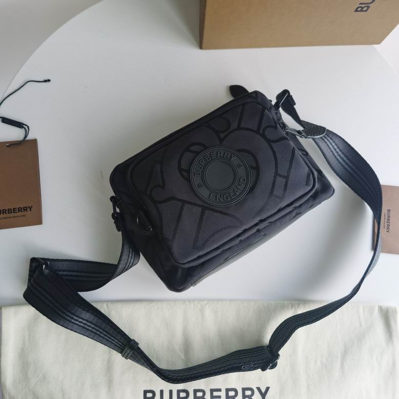 Burberry 28x15x9cm HQ (2)