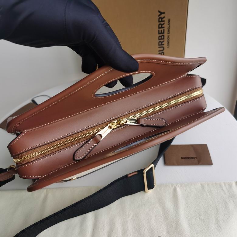 Burberry 29.5x12x31cm HQ (7)