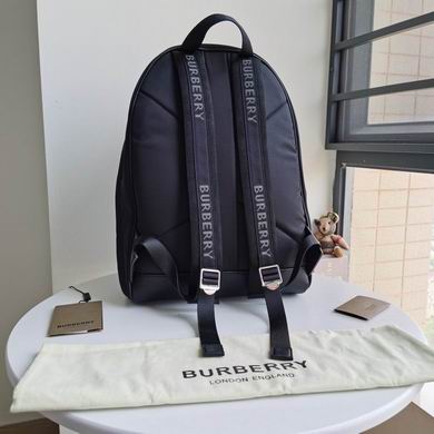 Burberry 30x14x42cm YG (2)