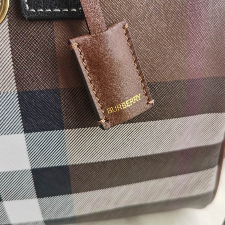 Burberry 30x15x21cm HQ (6)