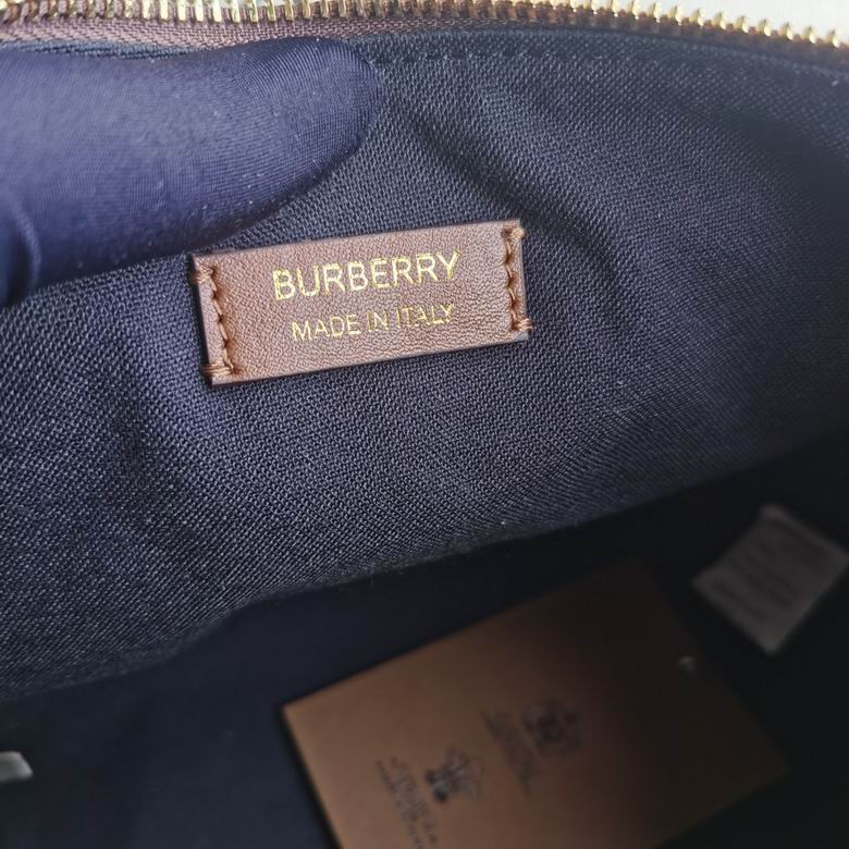 Burberry 30x15x21cm HQ (8)