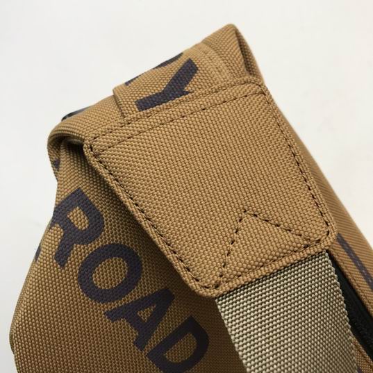 Burberry 30x17cm CN2色 (15)