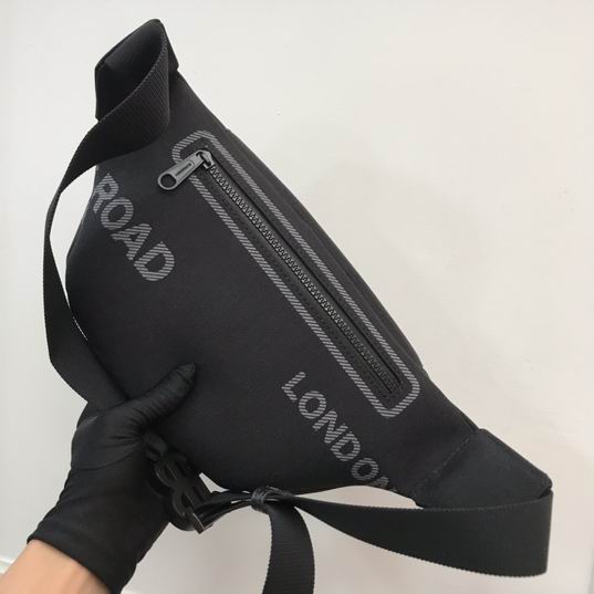 Burberry 30x17cm CN2色 (2)