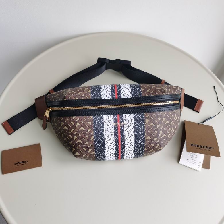 Burberry 31x7.5x16cm HQ (2)