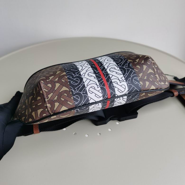 Burberry 31x7.5x16cm HQ (5)