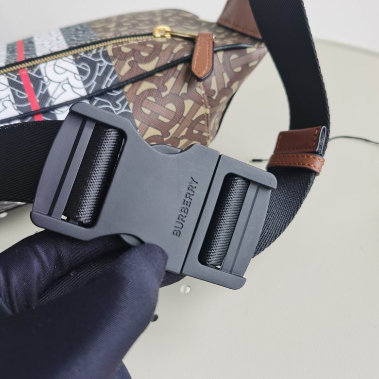 Burberry 31x7.5x16cm HQ (6)