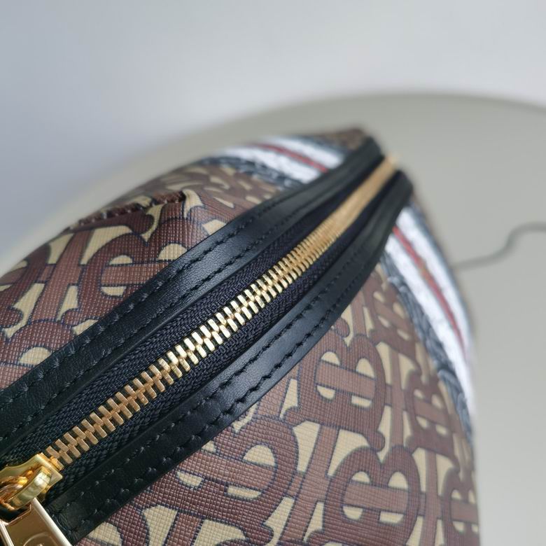 Burberry 31x7.5x16cm HQ (7)