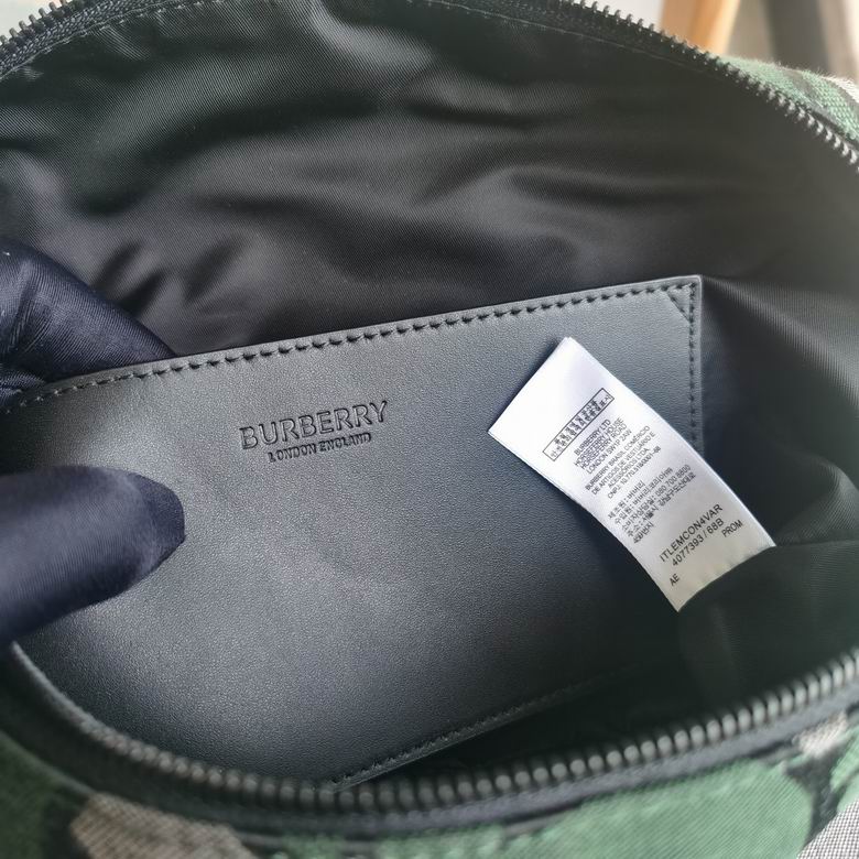 Burberry 31x7.5x16cm HQ 2 (8)