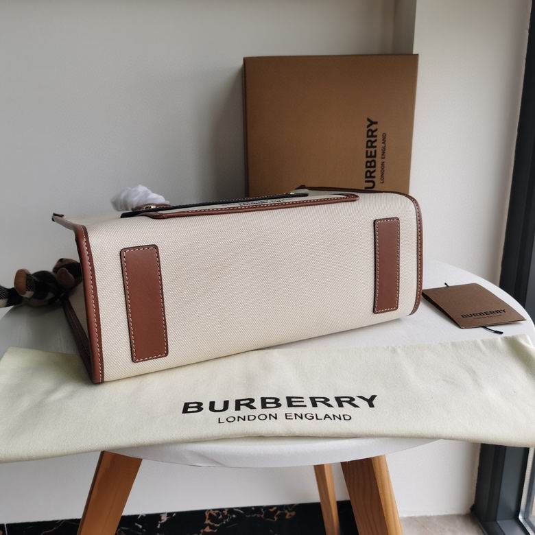 Burberry 33x12.5x26cm YG 1 (6)