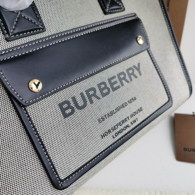 Burberry 33x12.5x26cm YG 2 (3)
