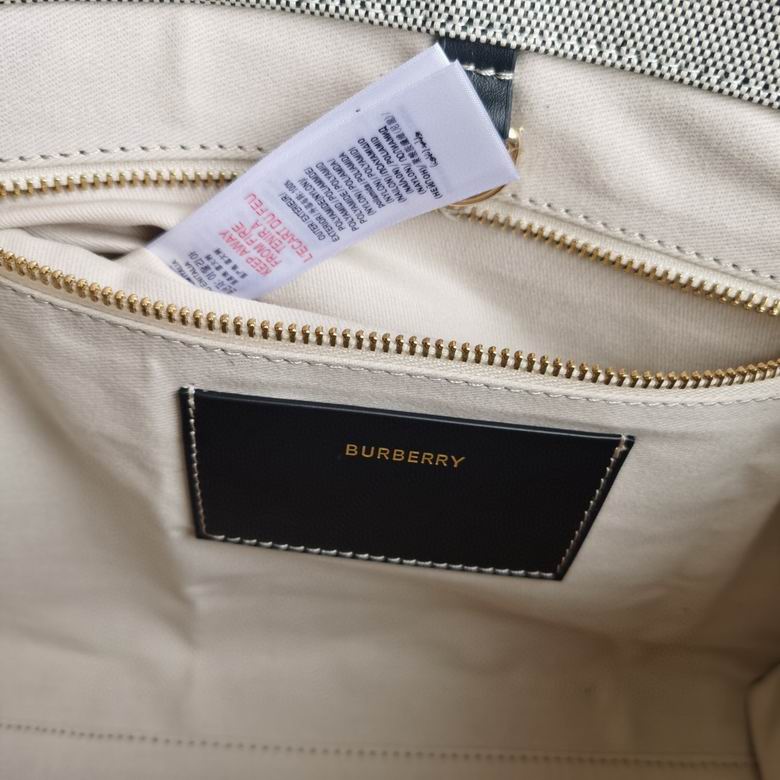 Burberry 33x12.5x26cm YG 2 (8)