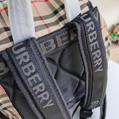 Burberry 34x17x40cm HQ 3 (6)