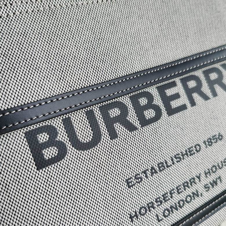 Burberry 37x15x34cm HQ (5)