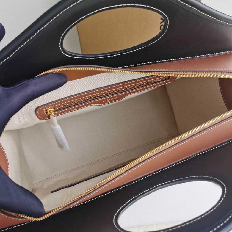 Burberry 37x15x34cm HQ (9)