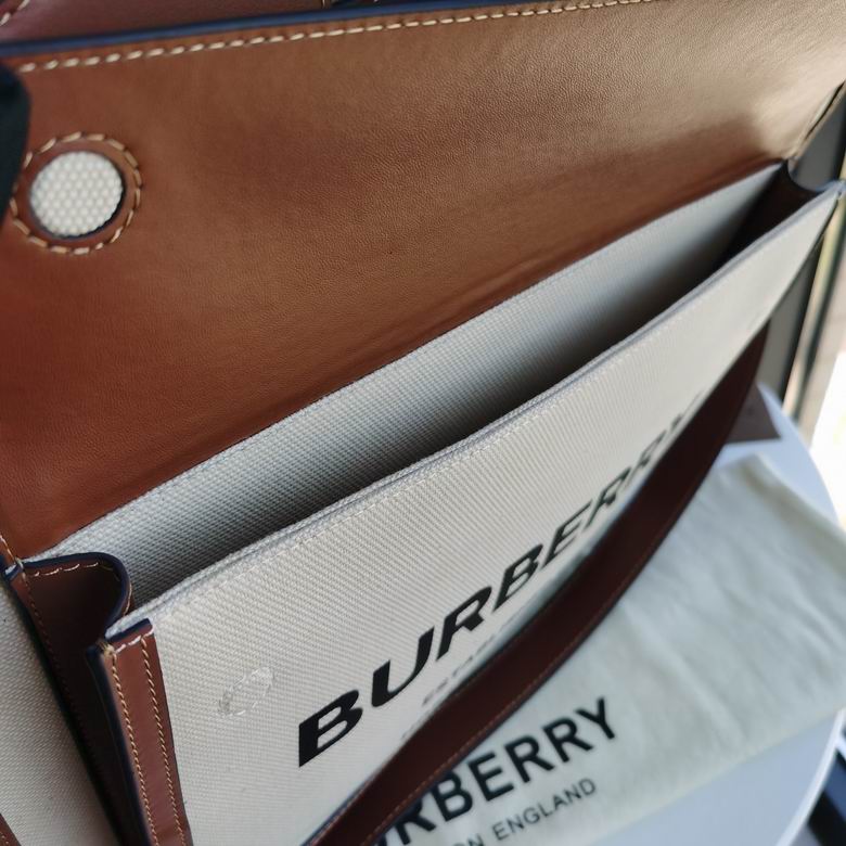 Burberry 37x9.5x41cm HQ 1 (8)