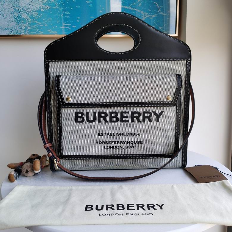 Burberry 37x9.5x41cm HQ 2 (1)