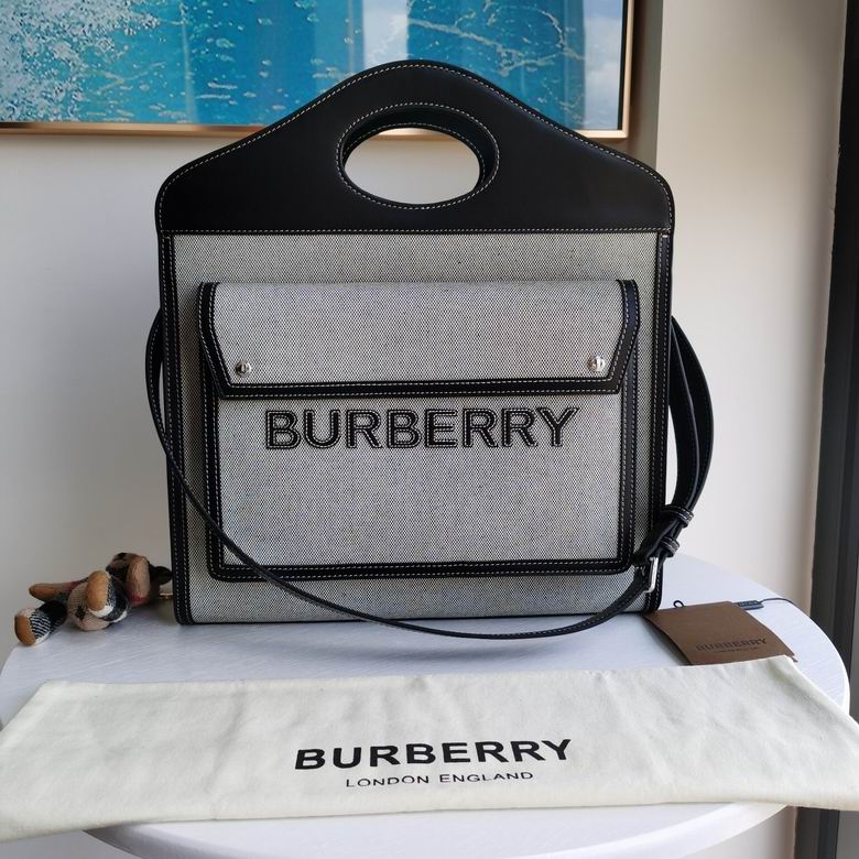 Burberry 37x9.5x41cm HQ 2 (1)