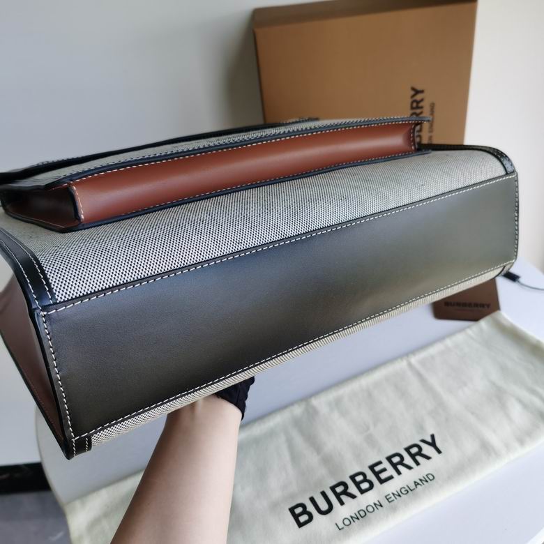 Burberry 37x9.5x41cm HQ 2 (4)
