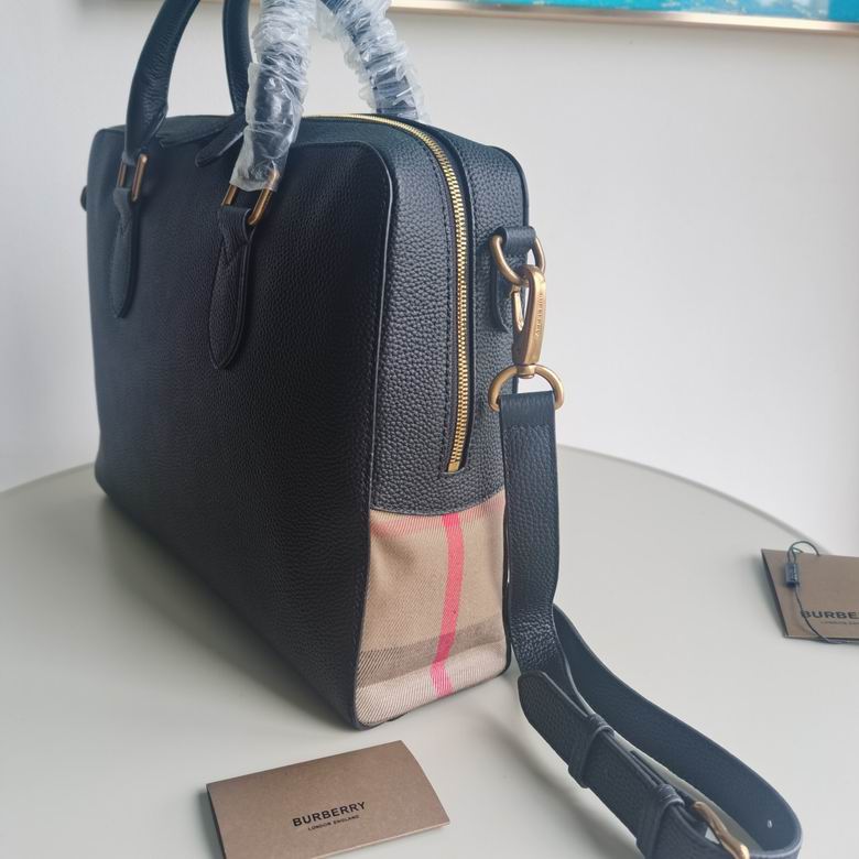 Burberry 38x9x28cm HQ 1 (4)