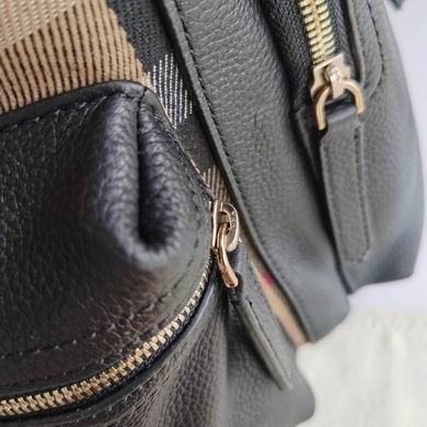 Burberry 42x28cm HQ (4)