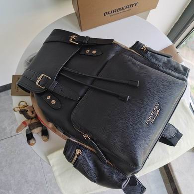 Burberry 42x28cm HQ (6)