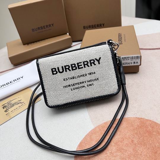 Burberry 80395461 11x8.5cm zy (3)