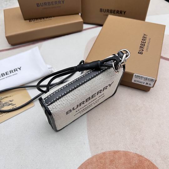 Burberry 80395461 11x8.5cm zy (5)