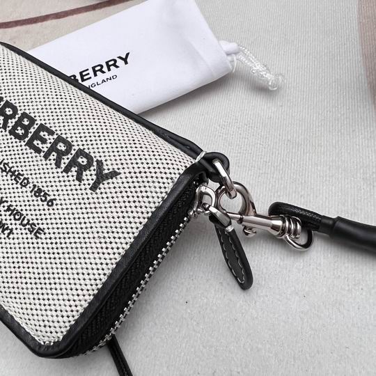 Burberry 80395461 11x8.5cm zy (6)