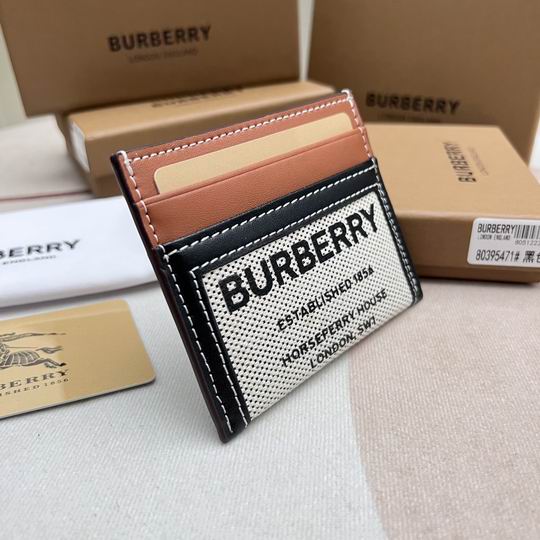 Burberry 80395471 10x7.5cm zy (2)