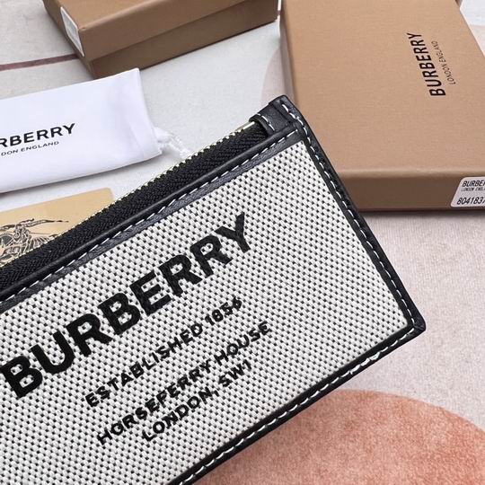 Burberry 80418371 13x7.5cm zy (4)