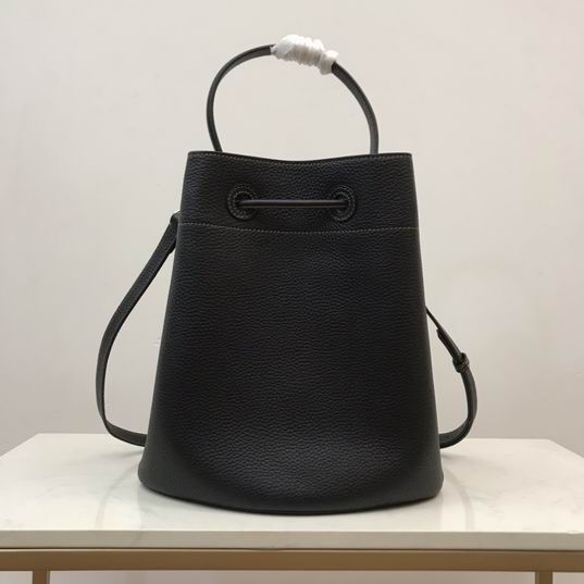 Burberry 80556911 16x26x26cm CN (3)