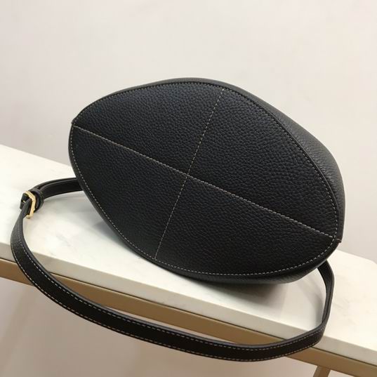 Burberry 80556911 16x26x26cm CN (6)