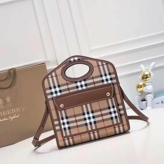 Burberry 8320 23x6x26.5cm ww (1)