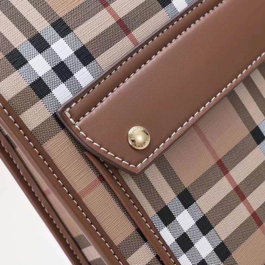 Burberry 8320 23x6x26.5cm ww (6)