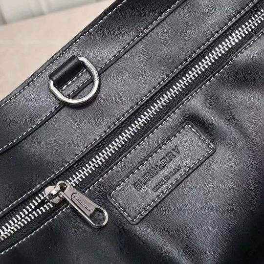 Burberry 8365 45x34x19cm ww (8)