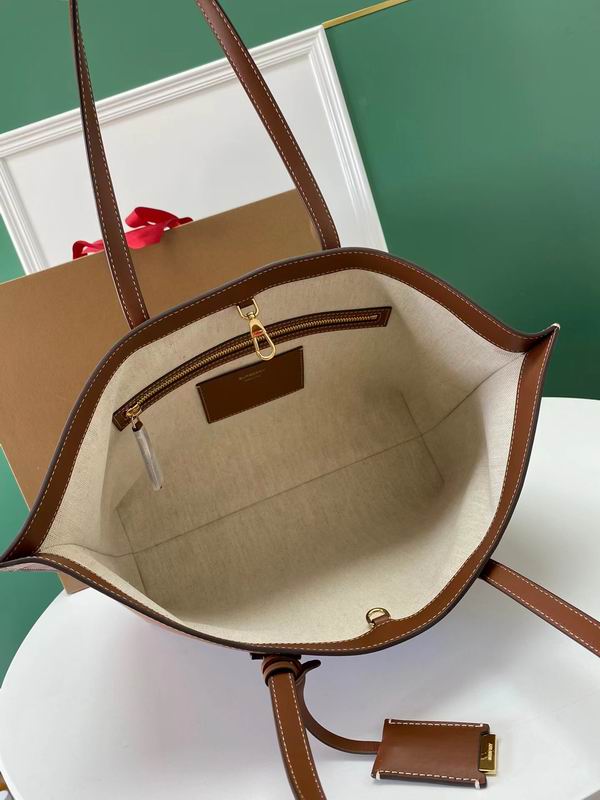 Burberry 8367 34x14x28cm ww (8)