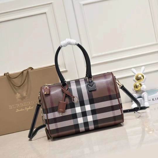 Burberry 8371 30x15x21cm ww (1)