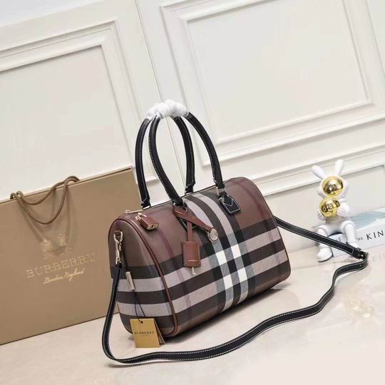 Burberry 8371 30x15x21cm ww (2)