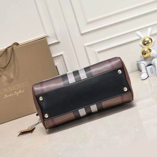 Burberry 8371 30x15x21cm ww (5)