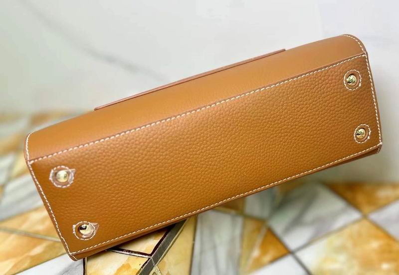 Burberry 8376 27x11x20cm ww2色 (3)