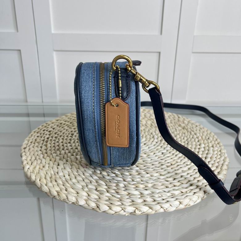 CR669 19X16.5X5.5cm AZ 4