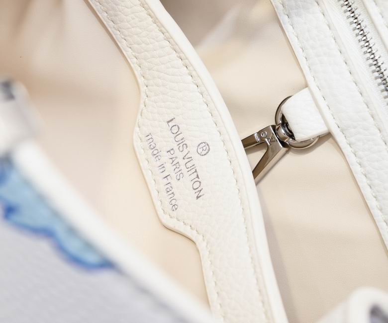 Capucines M21727 27X18X9cm XM 7